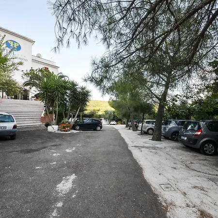 Piccolo Paradiso Otel 3*